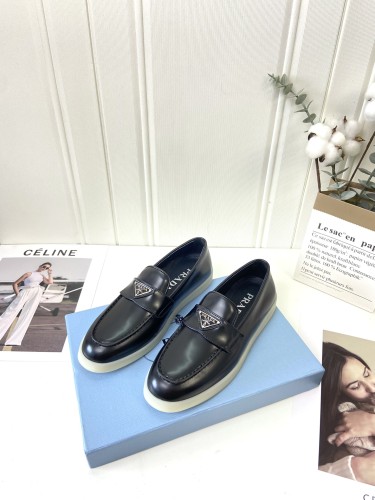 Prada Womens Shoes Casual Luxury Brand Fashion Loafers for Women with Original Box Whatsapp 