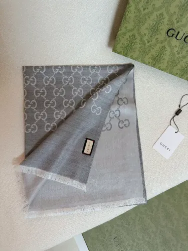 Gucci Scarves Womens Fashion Scarf014