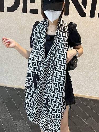 Fendi Scarves Men Womens Fashion Scarf077