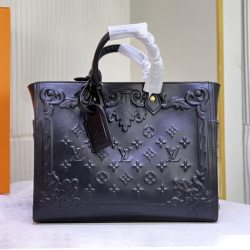 Louis Vuitton Womens Bag Shoulder Handbags Luxury Brand Fashion Sac Plat Tote M21841 without Original Box
