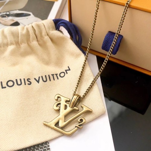 Louis Vuitton Luxury Men Womens Necklace