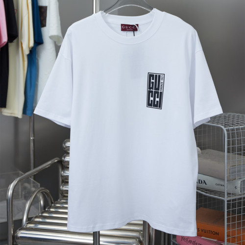 Gucci Luxury Brand Women Mens Short Sleeve T-Shirt COTTON JERSEY T-SHIRT WITH GUCCI PRINT   