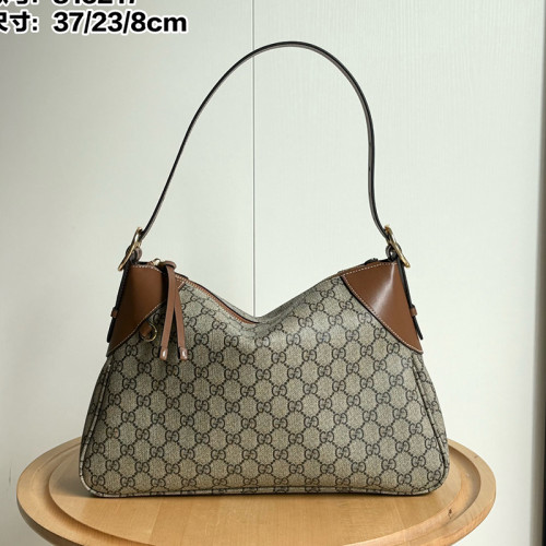 Gucci Mens Bags Shoulder Bag Design Luxury Brand GG EMBLEM LARGE SHOULDER BAG 815217 FAD6L 9758   