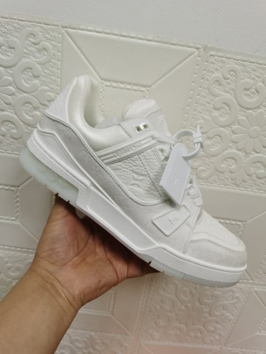 Louis Vuitton Mens Shoes Fashion Sneakers Design Luxury Brand LV TRAINER SNEAKER Mix of materials with Original Box 1A9JI9