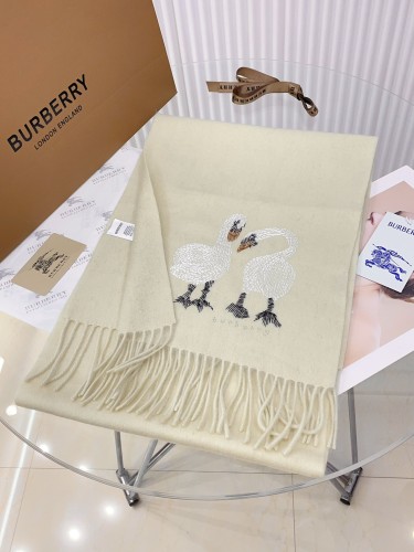 Burberry Scarves Womens Fashion Scarf011