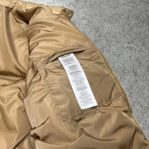 Gucci Design Mens Womens Winter Windprood Down Jackets Keep Warm 90% White Duck Down Padded nylon bomber jacket with Web in white 683216 Z8AQX 9133