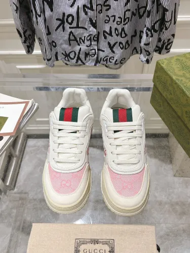 Gucci Mens Shoes Sneakers Luxury Brand Fashion Men's Gucci Re-Web trainer in leather with Original Box Whatsapp 