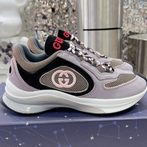 Gucci Mens Shoes Boots Luxury Brand Fashion Men's Gucci Run sneaker in suede with Original Box Whatsapp 