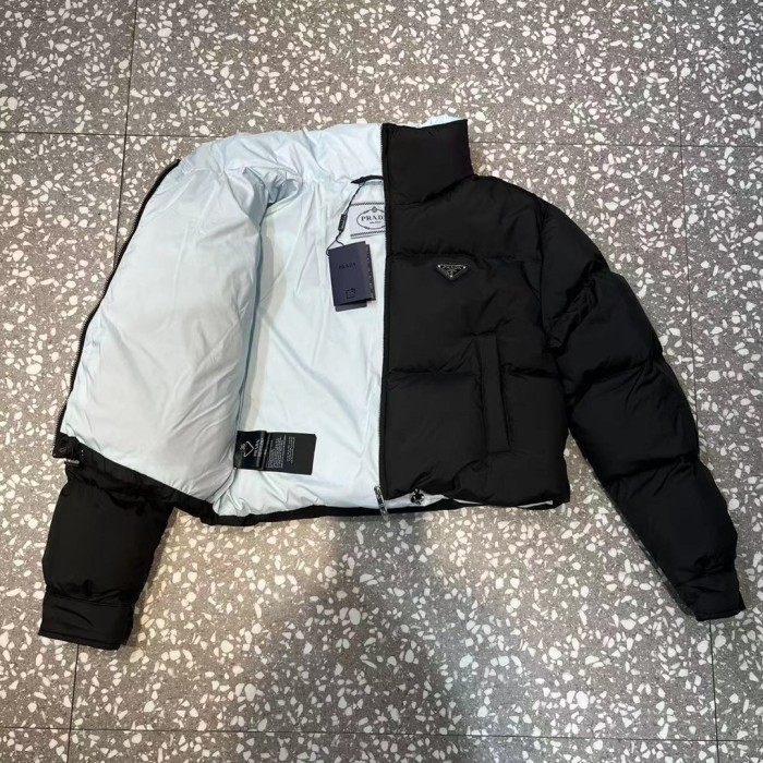 Prada Womens Coat Down Jacket Luxury Brand Women Jacket Re-Nylon cropped down jacket 292056_1WQ8_F0002_S_222 Top Quality   