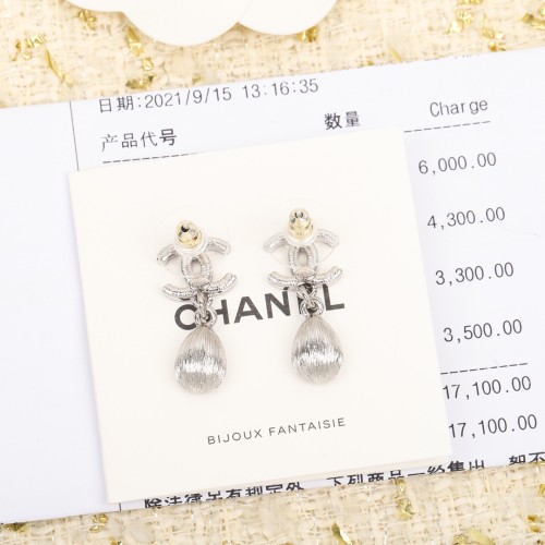 Chanel Luxury Womens Earrings