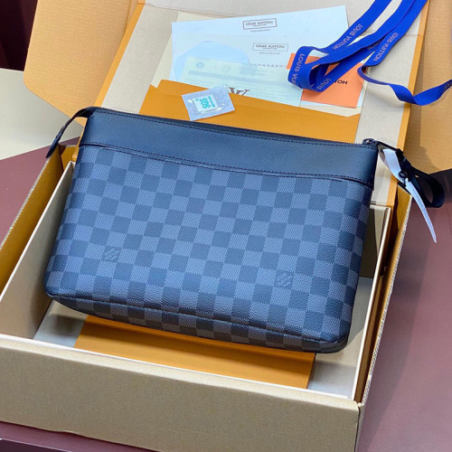 Louis Vuitton Mens Womens Bags Clutch Luxury Brand Fashion Type M82545 Pochette Voyage Souple Monogram Eclipse with Original Box  