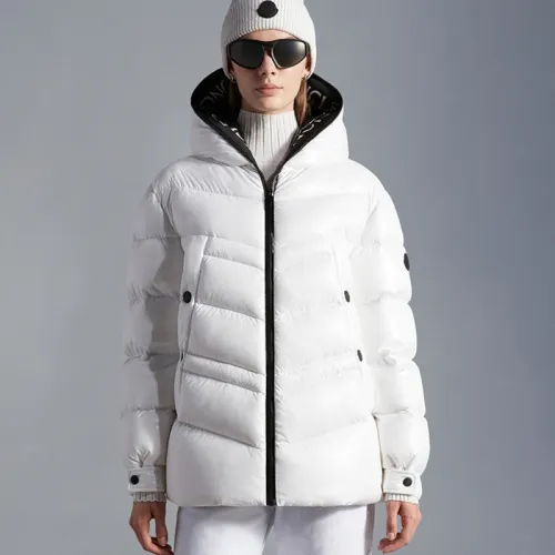 Moncler Design Womens Winter Windprood Down Jackets Keep Warm 90% White Duck Down