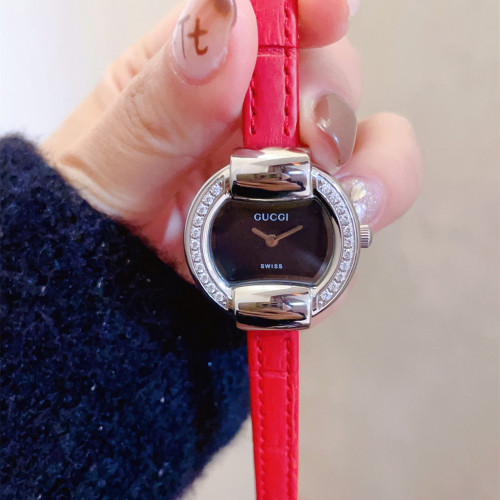 Gucci Watch001