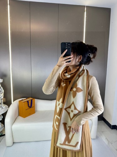 Louis Vuitton Scarves Womens Fashion Scarf LV 200x24cm with Original Box   