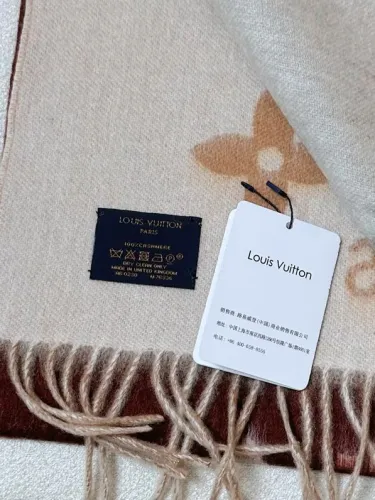 Louis Vuitton Scarves Men Womens Fashion Scarf Reykjavik Gradient Scarf with Original Box   