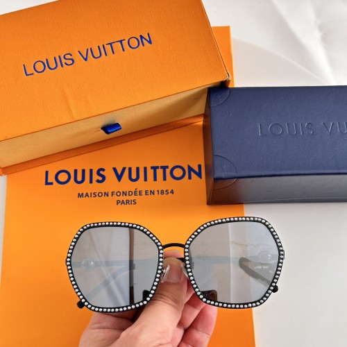 Louis Vuitton Sunglasses Luxury Brand Men Womens Sunglasses with Original Box  Z2016U