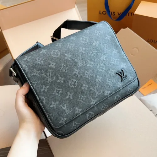 Louis Vuitton Mens Bags Fashion Type Shoulder Messenger Bags Luxury Brand Black DISTRICT PM M45272 with Original Box  