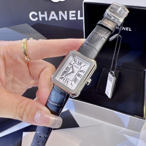 Chanel Womens Watch035