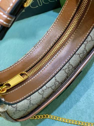 Gucci Womens Bags Shoulder Messenger Bag Luxury Brand Gucci Half-moon-shaped mini bag with Interlocking G with Original Box 726843 92TCG 8563