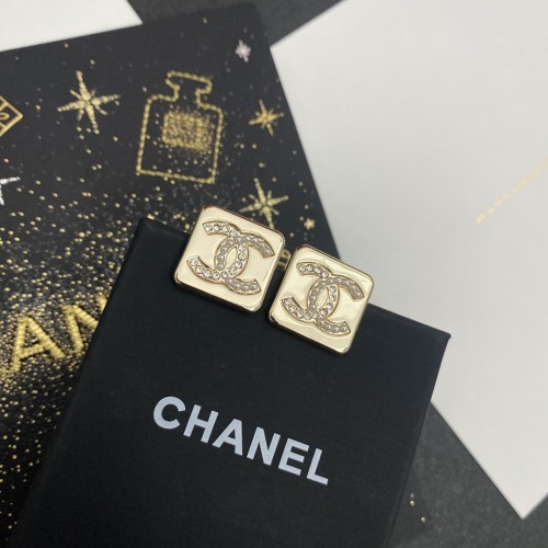 Chanel Luxury Womens Earrings