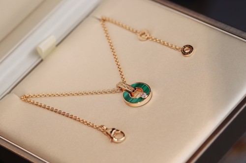 Bvlgari Luxury Men Womens Necklace