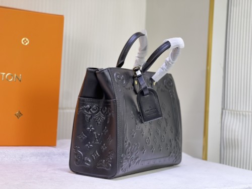 Louis Vuitton Womens Bag Shoulder Handbags Luxury Brand Fashion Sac Plat Tote M21841 without Original Box