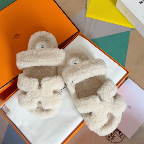 Hermes Womens Mens Unisex Shoes Winter Wool Extra Slippers Sandals Casual Fashion Sandals Luxury Brand with Original Box Whatsapp 