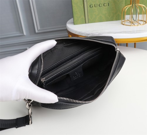 Gucci Mens Bags Luxury Brand GG Supreme Neo Vintage GG Messenger Bag with Original Box 495562 K5RLN 1095