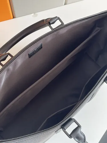 Louis Vuitton Mens Shoulder Bags Handbags Luxury Brand Fashion LOCK IT TOTE M59158 Black Grained calf leather