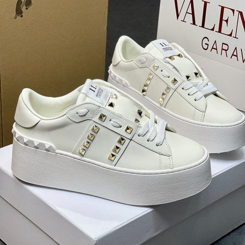 Valentino Womens Shoes Sneakers Leather Luxury Brand Women Rockstud Untitled Shoes with Original Box Whatsapp 