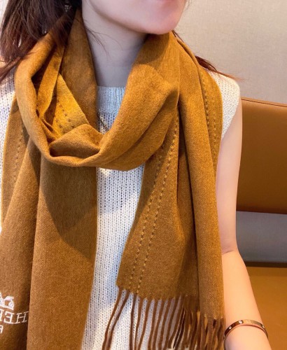 Loewe Scarves Men Womens Fashion Scarf 076