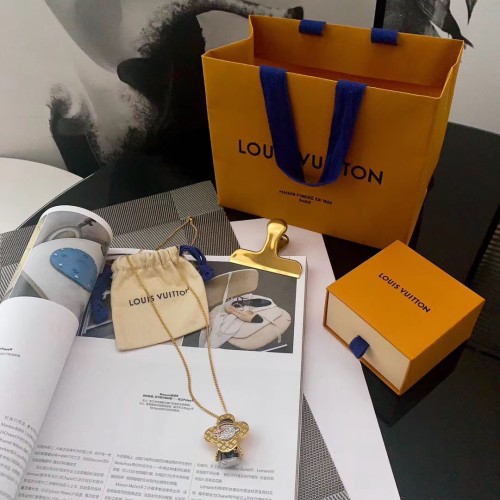 Louis Vuitton Luxury Men Womens Necklace