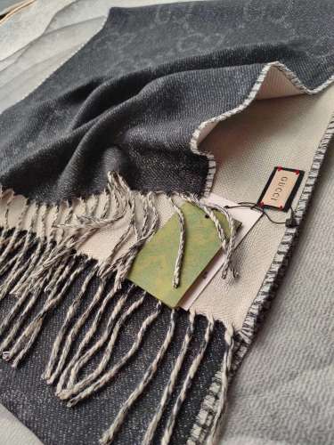 Gucci Scarves Womens Fashion Scarf069