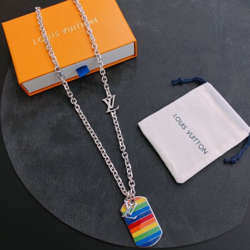 Louis Vuitton Luxury Men Womens Necklace