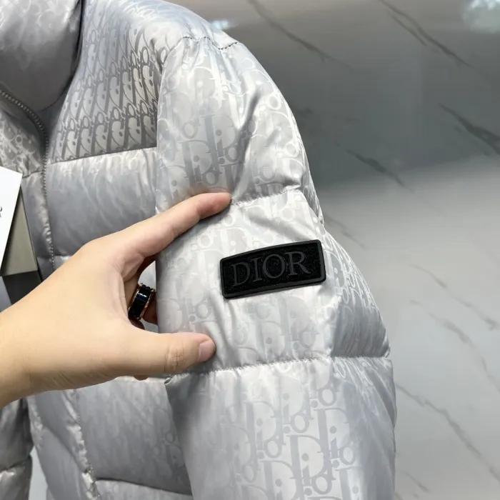 Dior Design Mens Womens Winter Windprood Down Jackets Keep Warm 90% White Duck Down   
