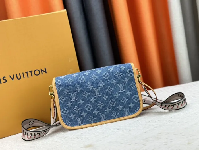 Louis Vuitton Womens Bags Luxury Brand DIANE M45985 Monogram coated canvas with Original Box
