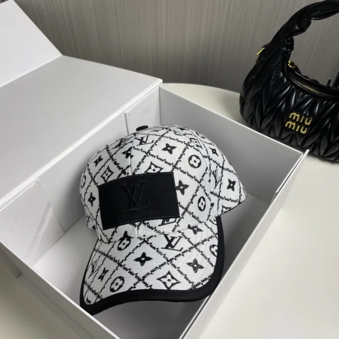 Louis Vuitton Womens Mens Cap Baseball Hat Luxury Brand with Original Box  