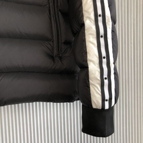 Moncler Design Mens Womens Winter Windprood Down Jackets Keep Warm 90% White Duck Down