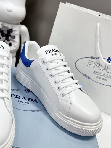 Prada Womens Shoes Casual Luxury Brand Breathable Prada sneakers with Original Box