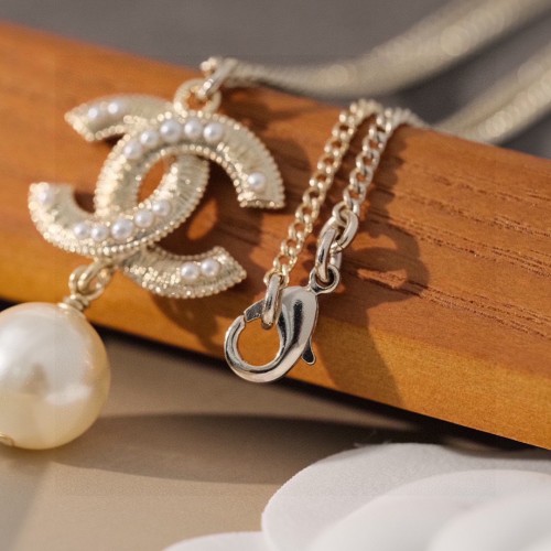 Chanel Luxury Womens Necklace