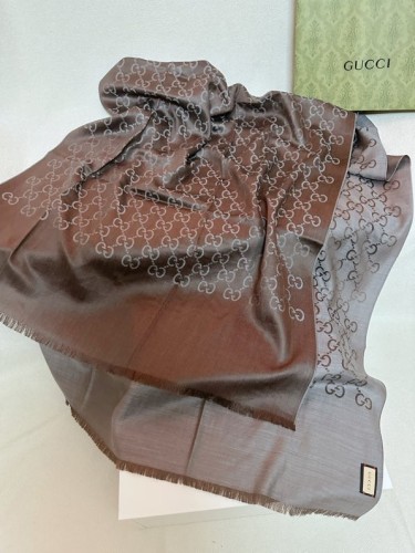 Gucci Scarves Womens Fashion Scarf018