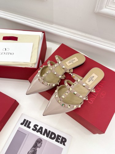 Valentino Women Shoes Mule Sandals Pointed Toe Slippers ROMAN STUD SLIDE SANDAL IN QUILTED NAPPA with Original Box Whatsapp 