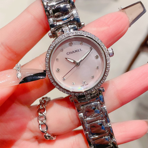 Chanel Womens Watch082