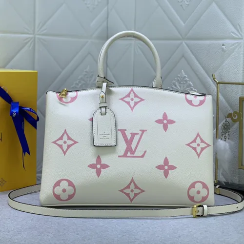 Louis Vuitton Womens Bag Shoulder Messenger Bags Luxury Brand Fashion Grand Palais M45811