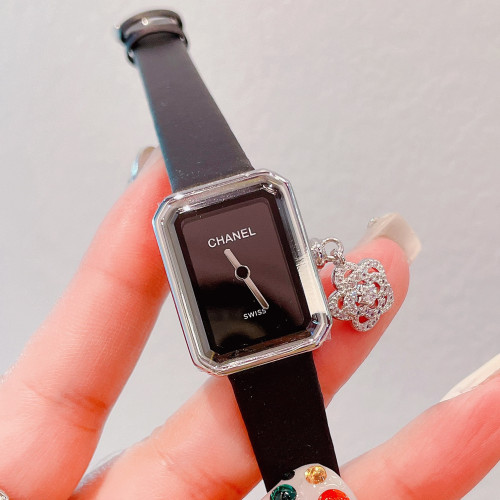 Chanel Womens Watch065
