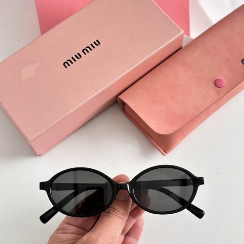 MiuMiu Sunglasses Luxury Brand Womens Sunglasses with Original Box  SMU04Z