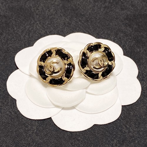 Chanel Luxury Womens Earrings