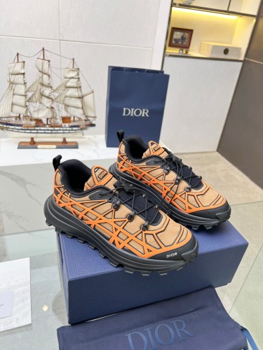 Dior Mens Shoes Sneakers Luxury Brand Breathable Design B31 RUNNER SNEAKER 3SN297ZUV_H268  
