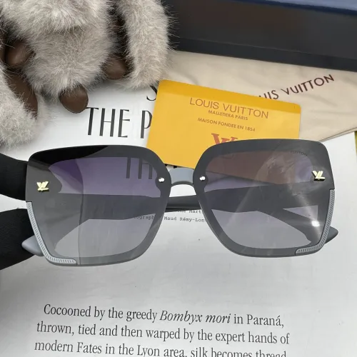 Louis Vuitton Sunglasses Luxury Brand Womens Sunglasses with Original Box  L1047