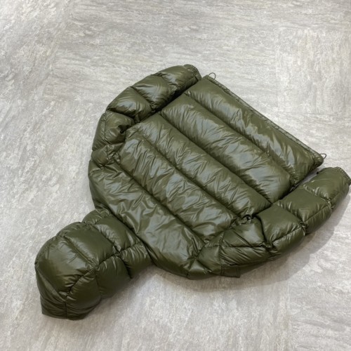 Moncler Design Mens Womens Winter Windprood Down Jackets Keep Warm 90% White Duck Down